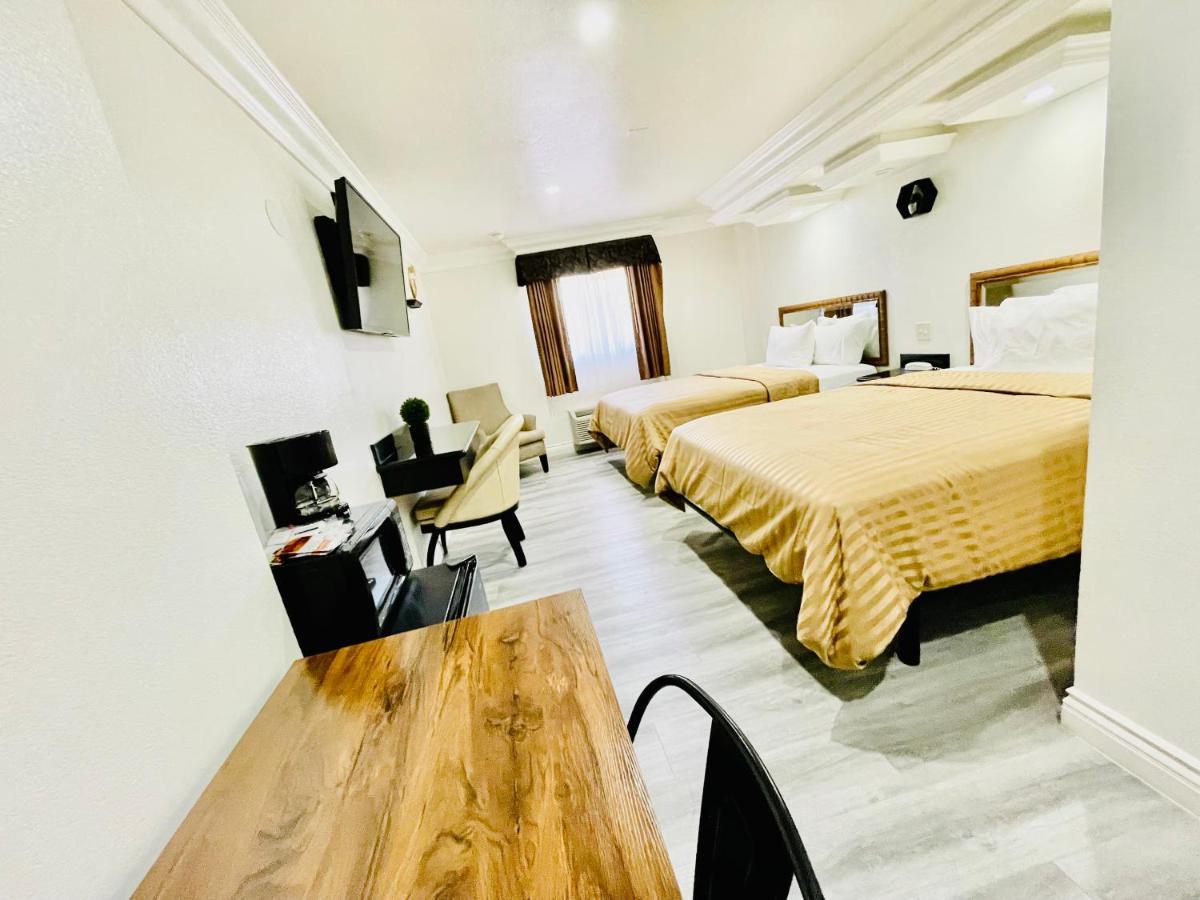 Rodeway Inn Santa Ana Luaran gambar