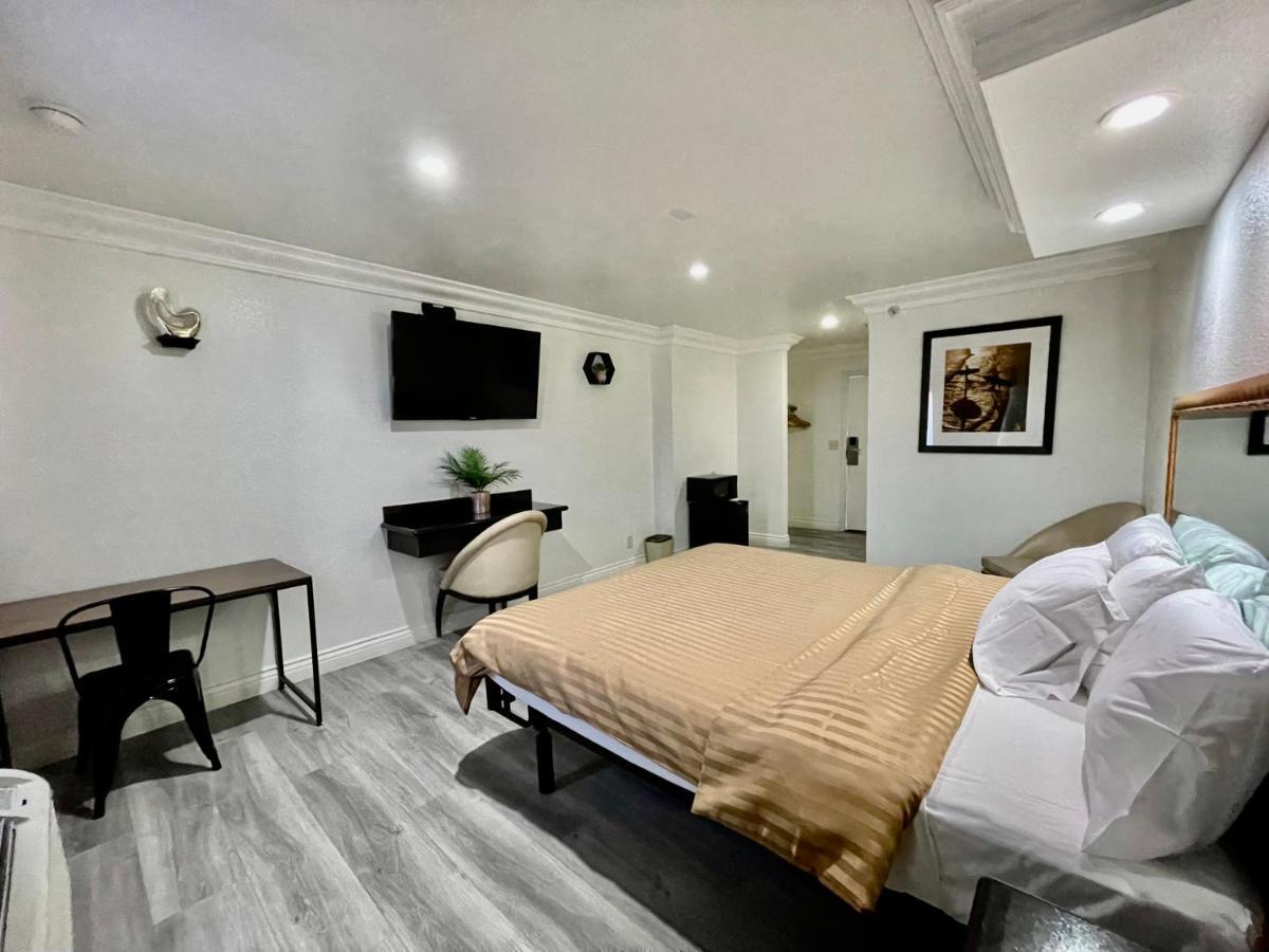 Rodeway Inn Santa Ana Luaran gambar
