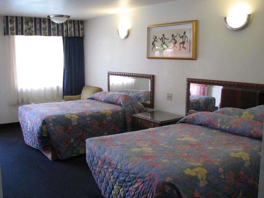 Rodeway Inn Santa Ana Luaran gambar